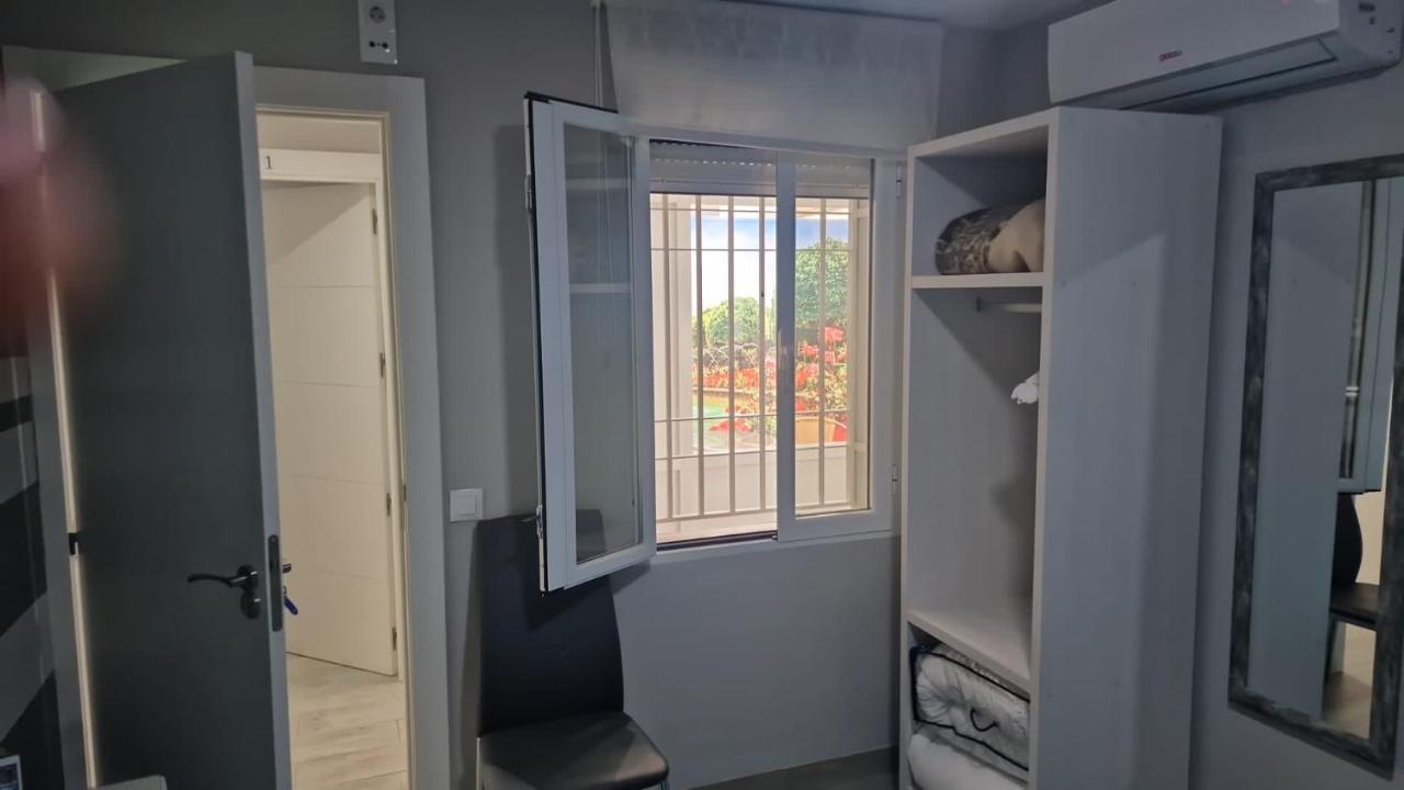 Viana Rooms Cordoba Exterior photo